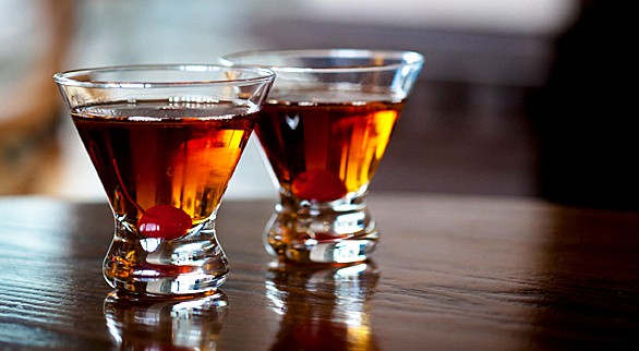 Manhattan-Whiskey-Cocktails