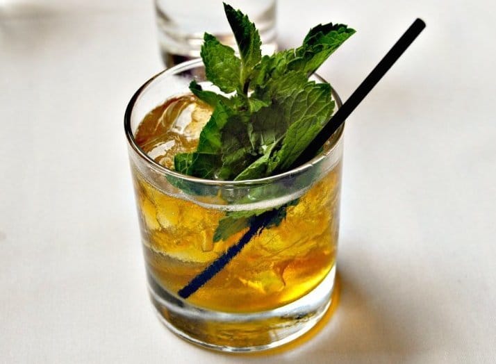 Mint-Julep-Whiskey-Cocktails