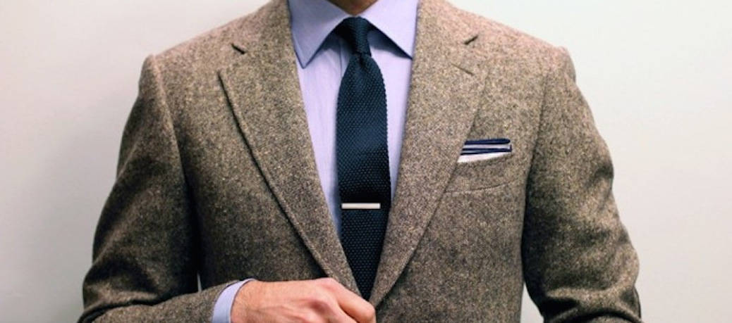 Why You Should Be Wearing a Tie Clip