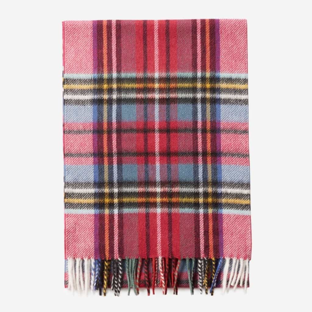 SCARF_Chelsey_MultiPlaid_4_hero1The Best Items from Bonobos' Gift Guide