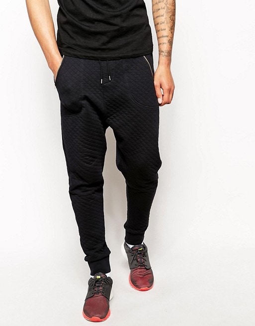 What to Wear With Joggers: How to Wear Joggers Men's Style Guide